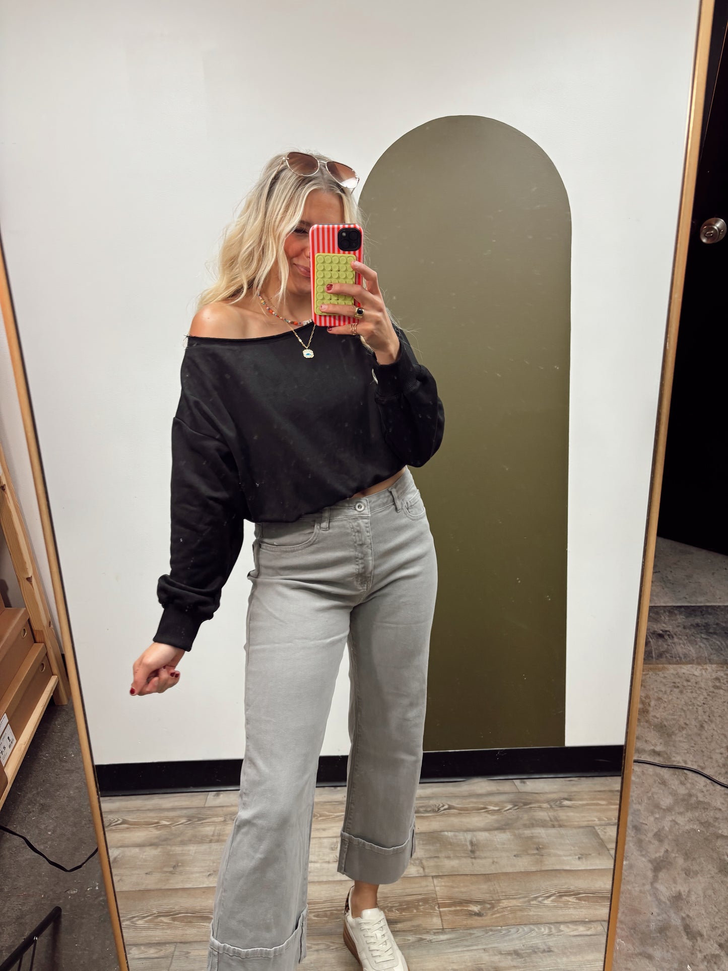 Alina Off Shoulder Sweatshirt (Black)