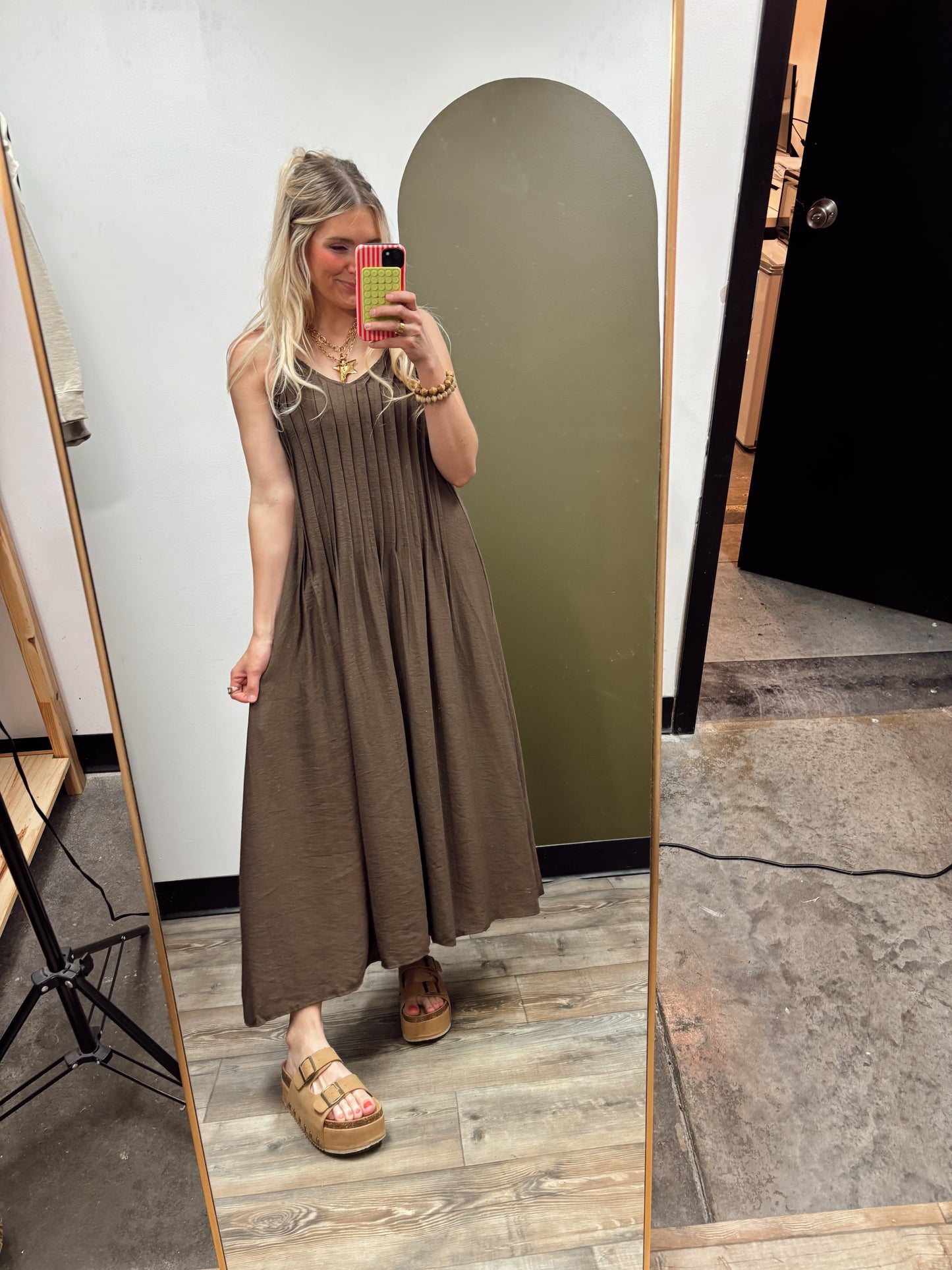 Sienna Maxi Dress (Brown)