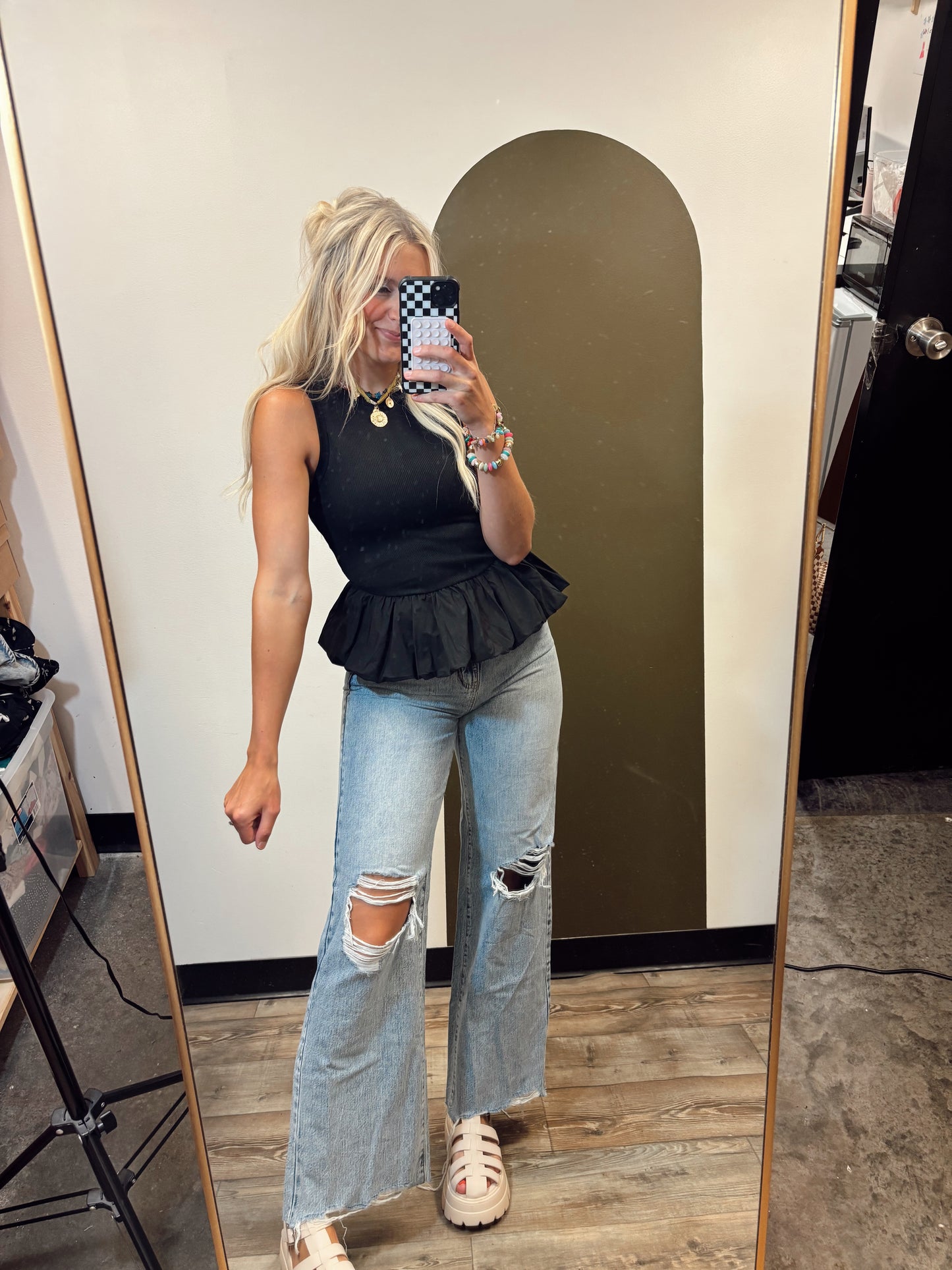 Wishful Thinking Bubble Tank (Black)