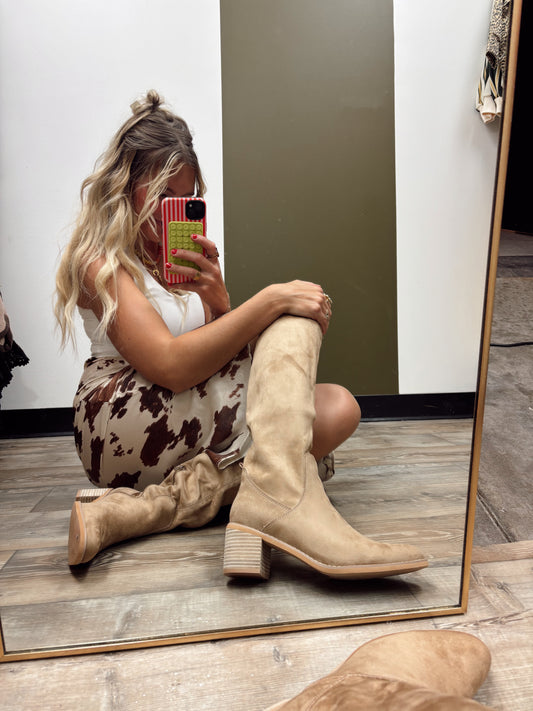 Juno Faux Suede Boot (Taupe)