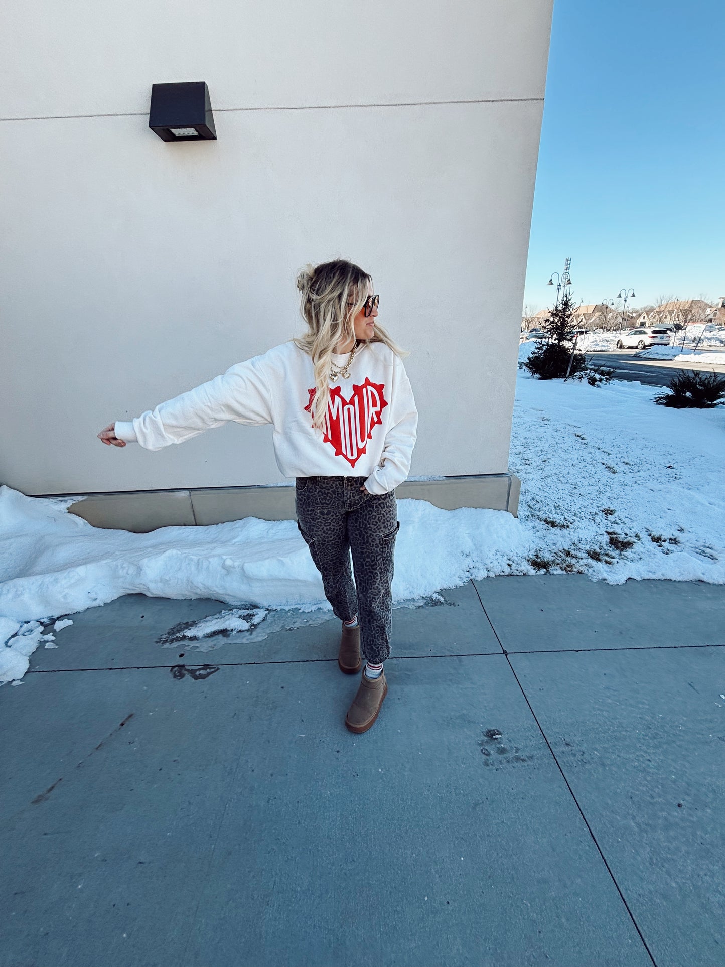 Amour Heart Sweatshirt