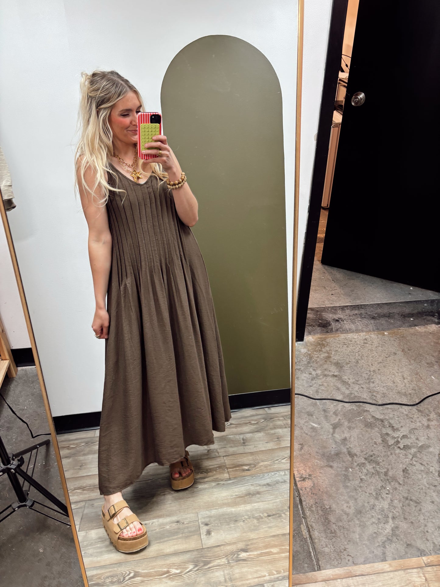 Sienna Maxi Dress (Brown)
