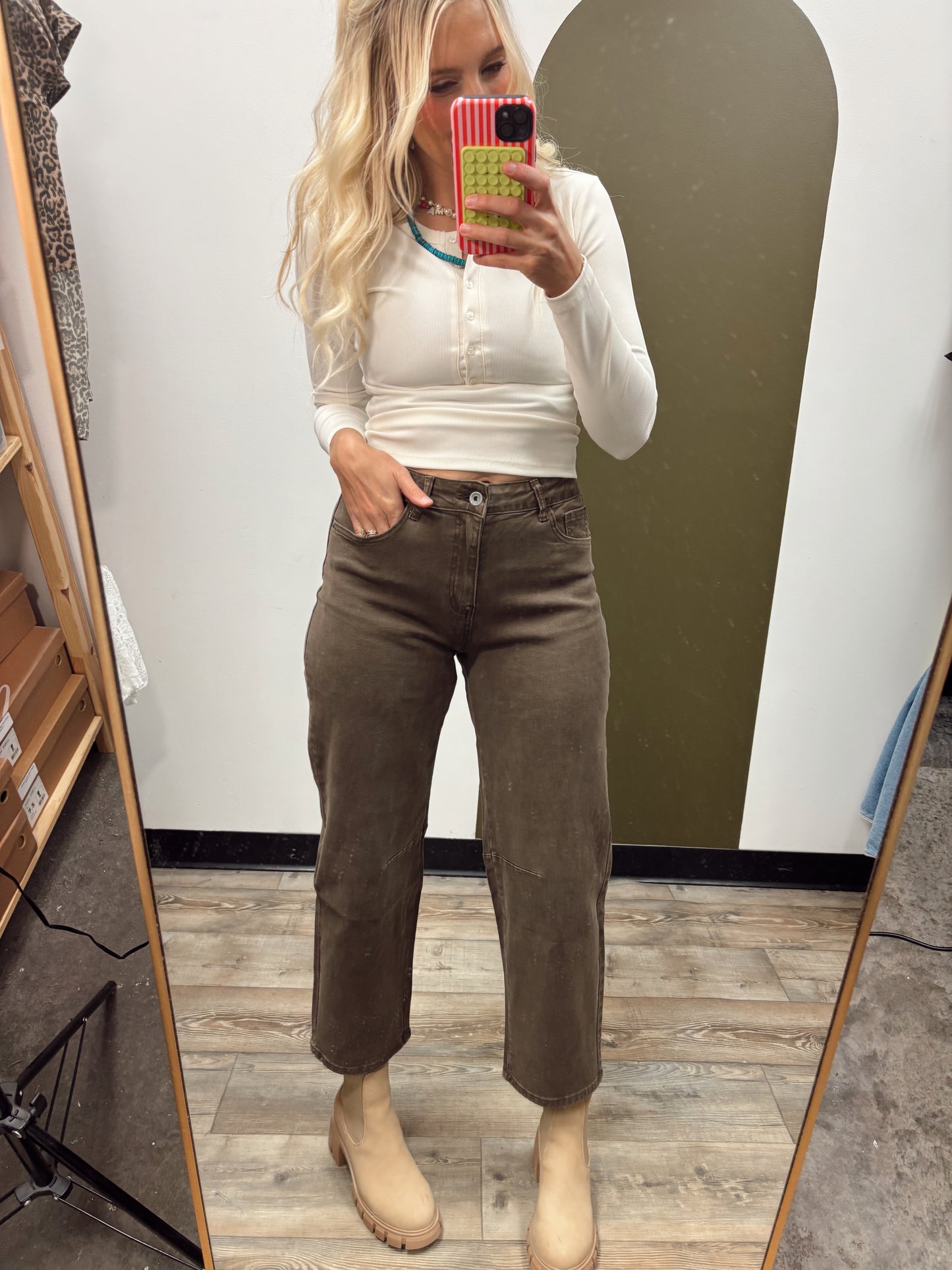 Holland Barrel Jean (Mocha)