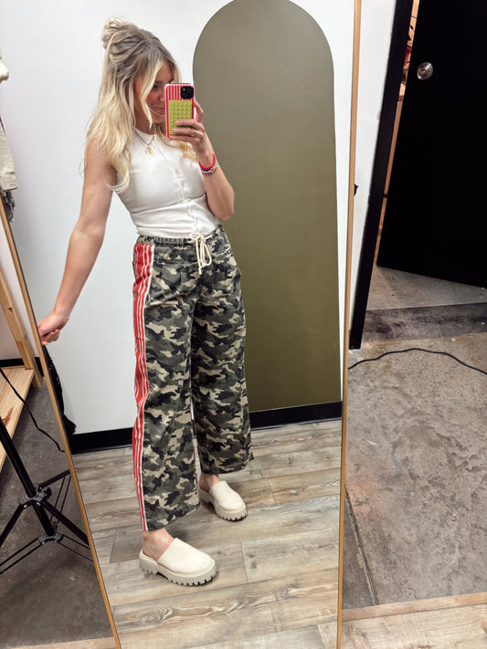 Camo Sport Stripe Pant