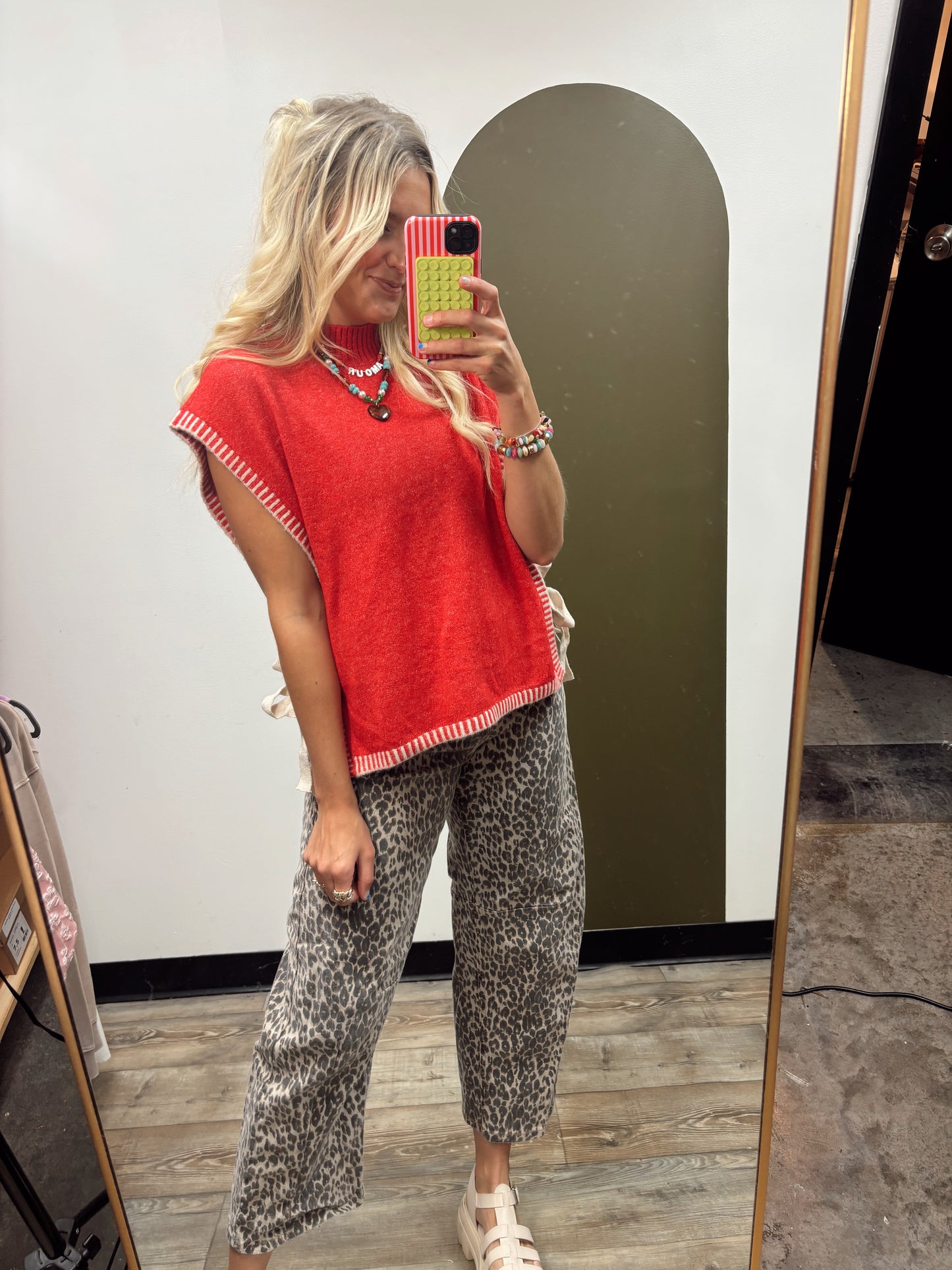 Anja Sweater Vest (Red)