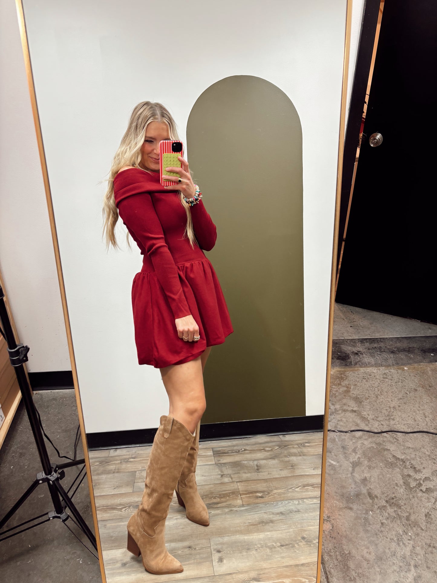 Stephanie Off Shoulder Dress (Crimson)