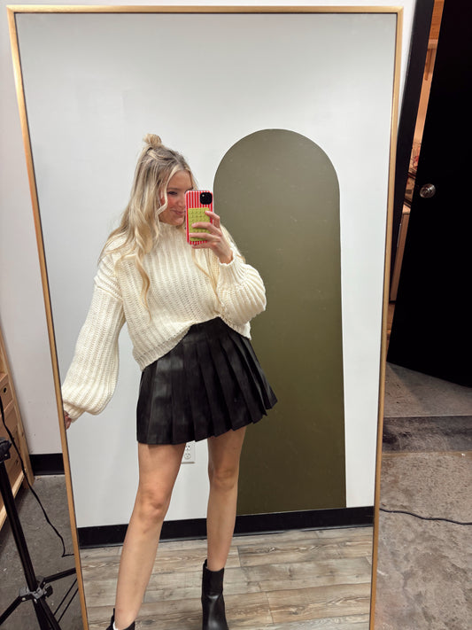 Complete The Look Sweater (Cream)