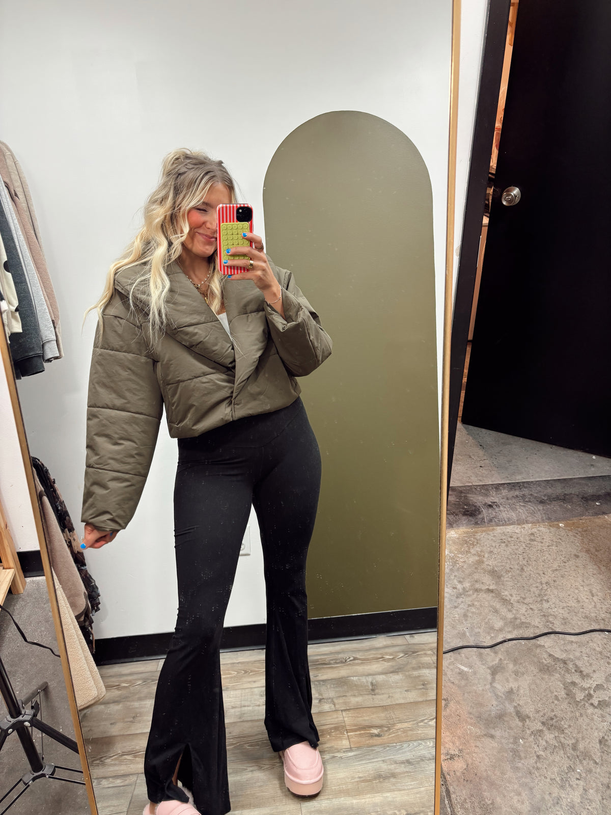Chloe Puffer Jacket (Olive)