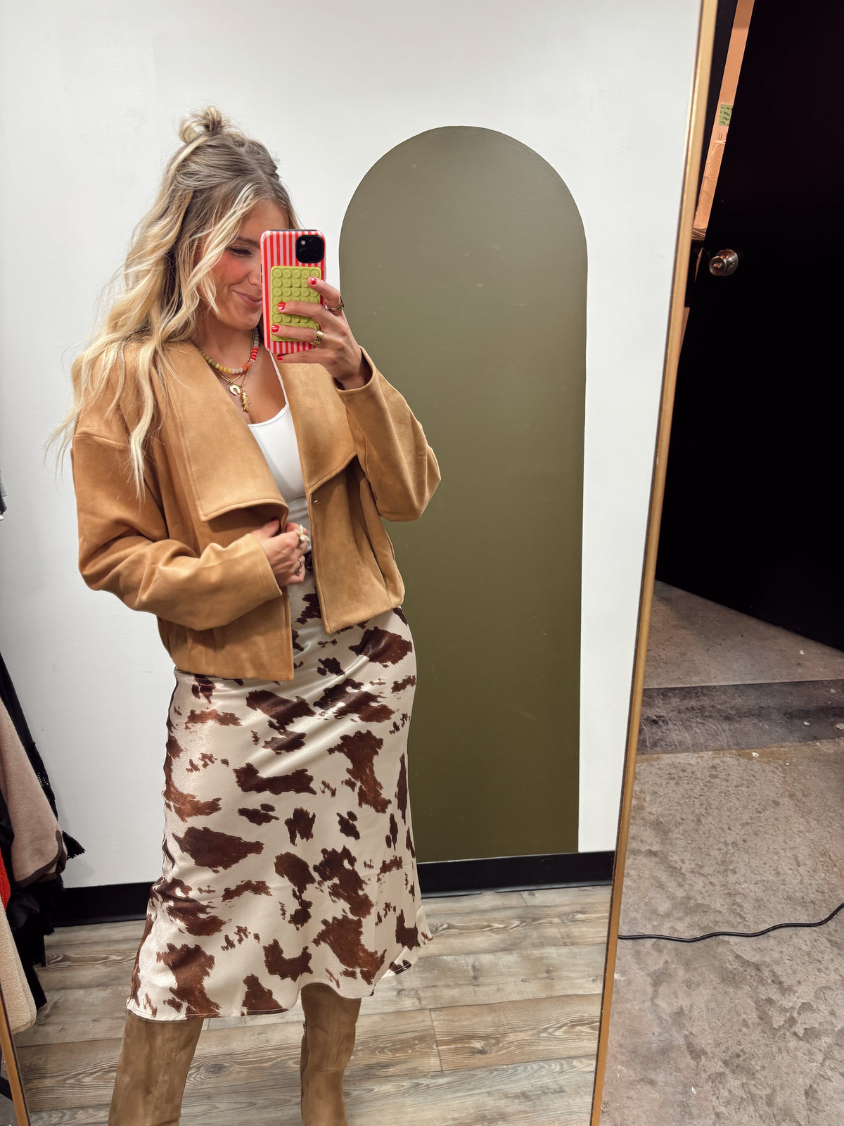 Marilyn Bubble Hem Jacket (Tan)