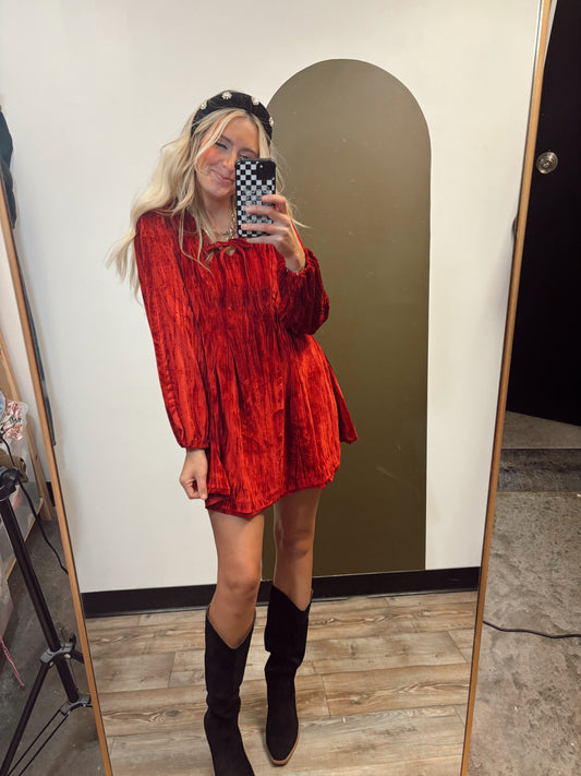 Mistletoe Velvet Dress (Red)