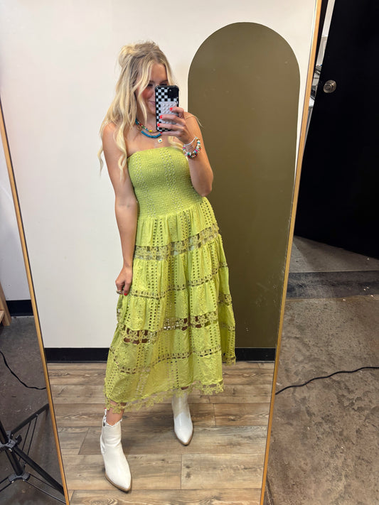 Vineyard Eyelet Lace Dress (Grass)