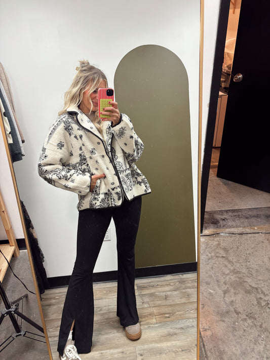 Paisley Fleece Coat (Black/White)