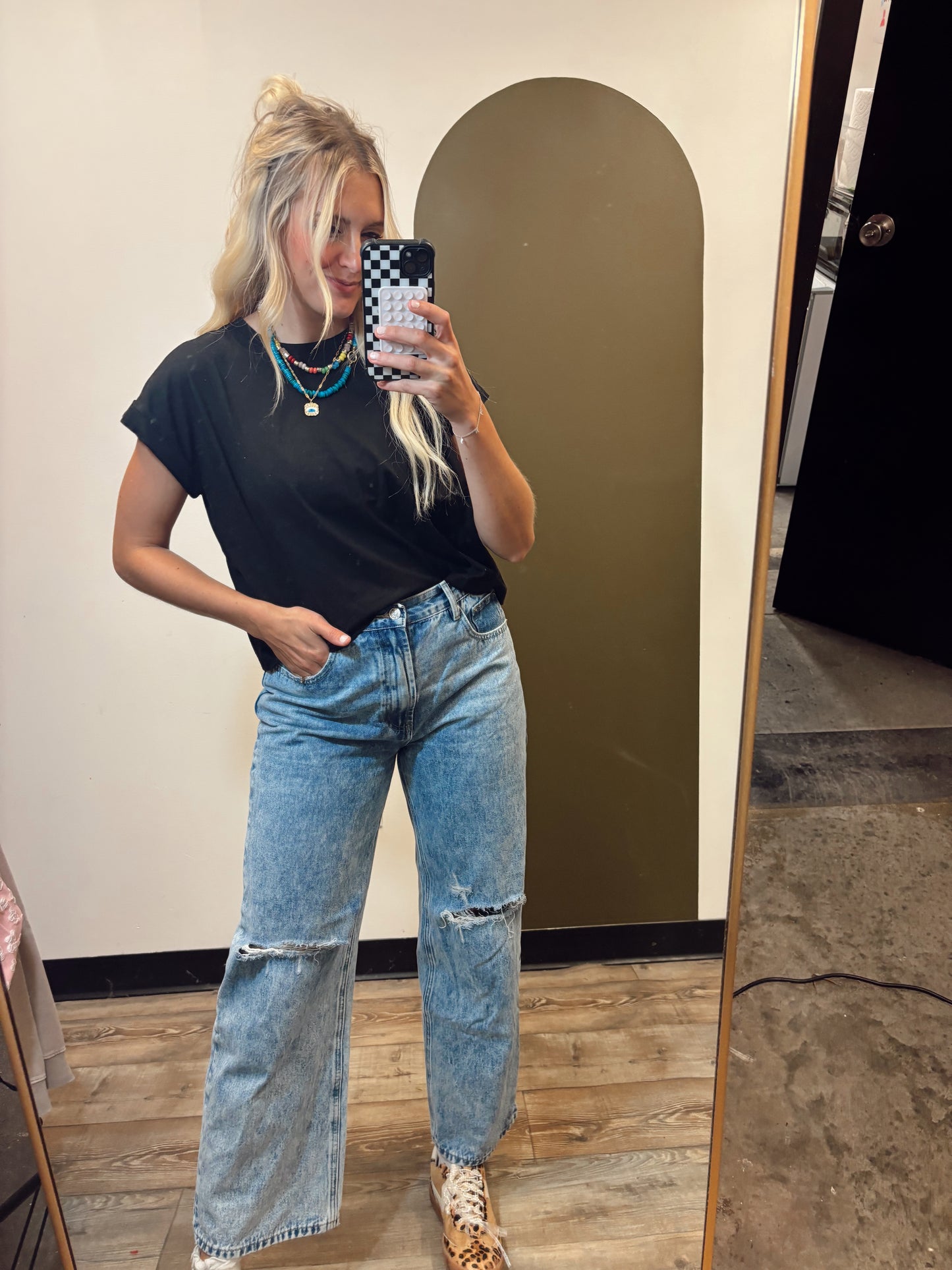 Lia Cuff Top (Black)
