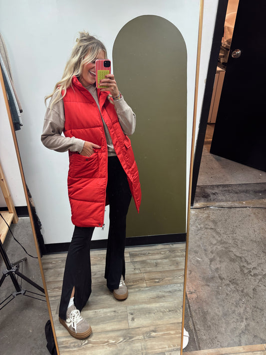 Arrowhead Long Puffer Vest (Red)