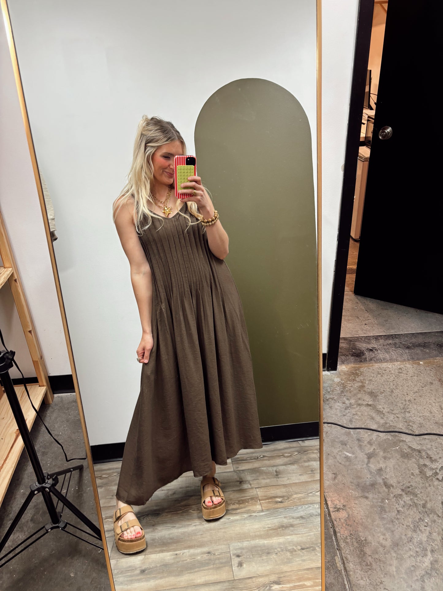Sienna Maxi Dress (Brown)