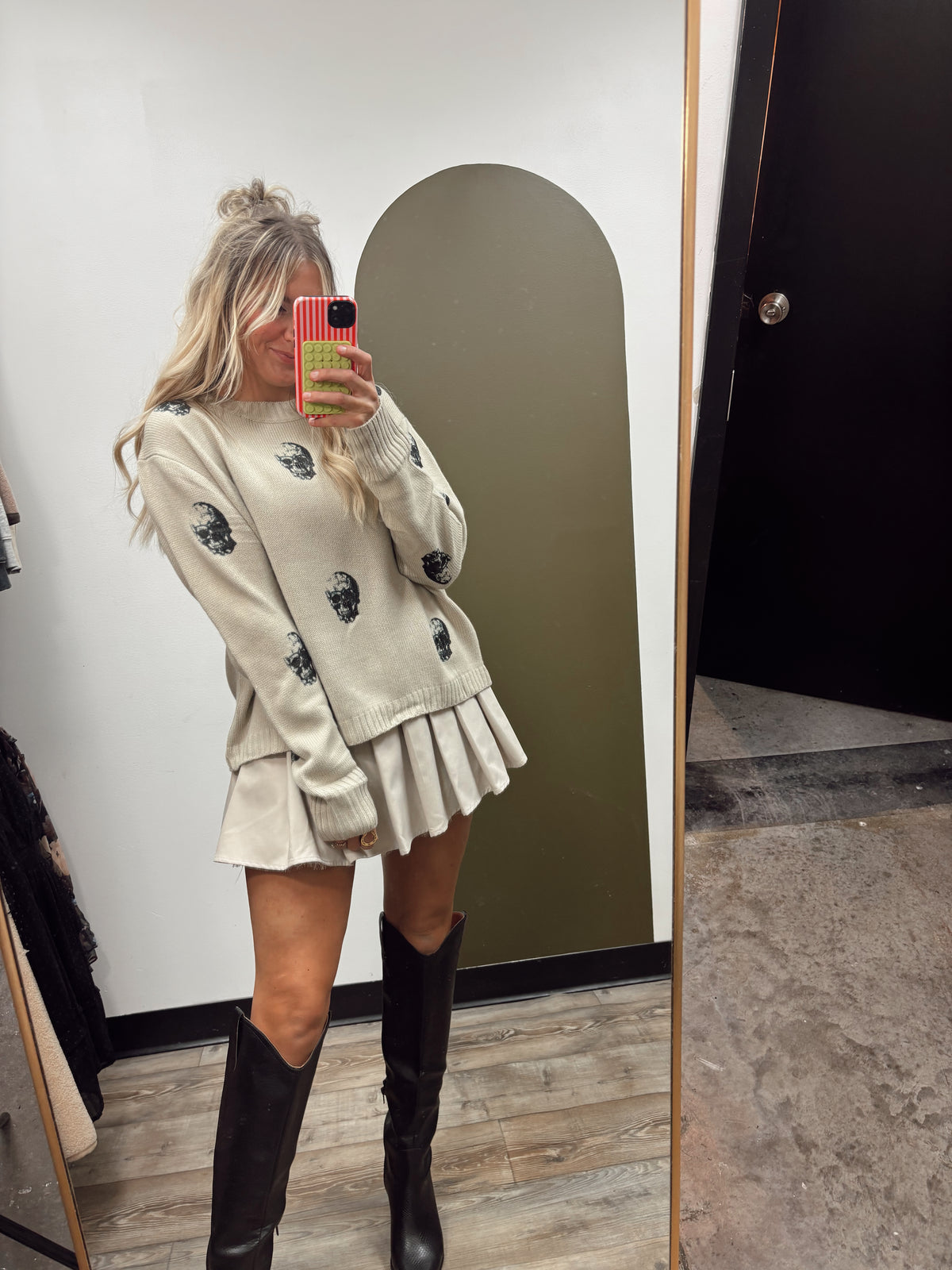 Skull Sweater (Tan)