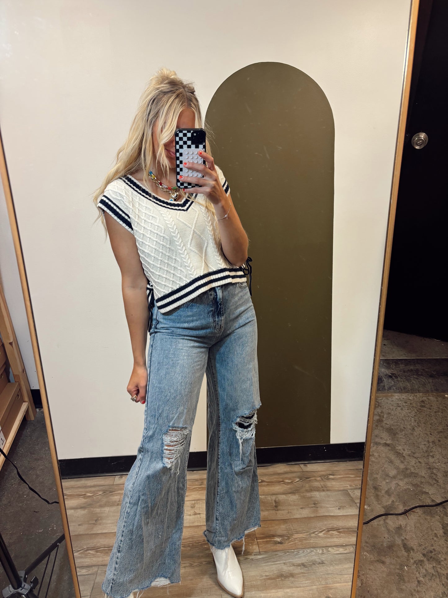 Side Line Sweater Vest