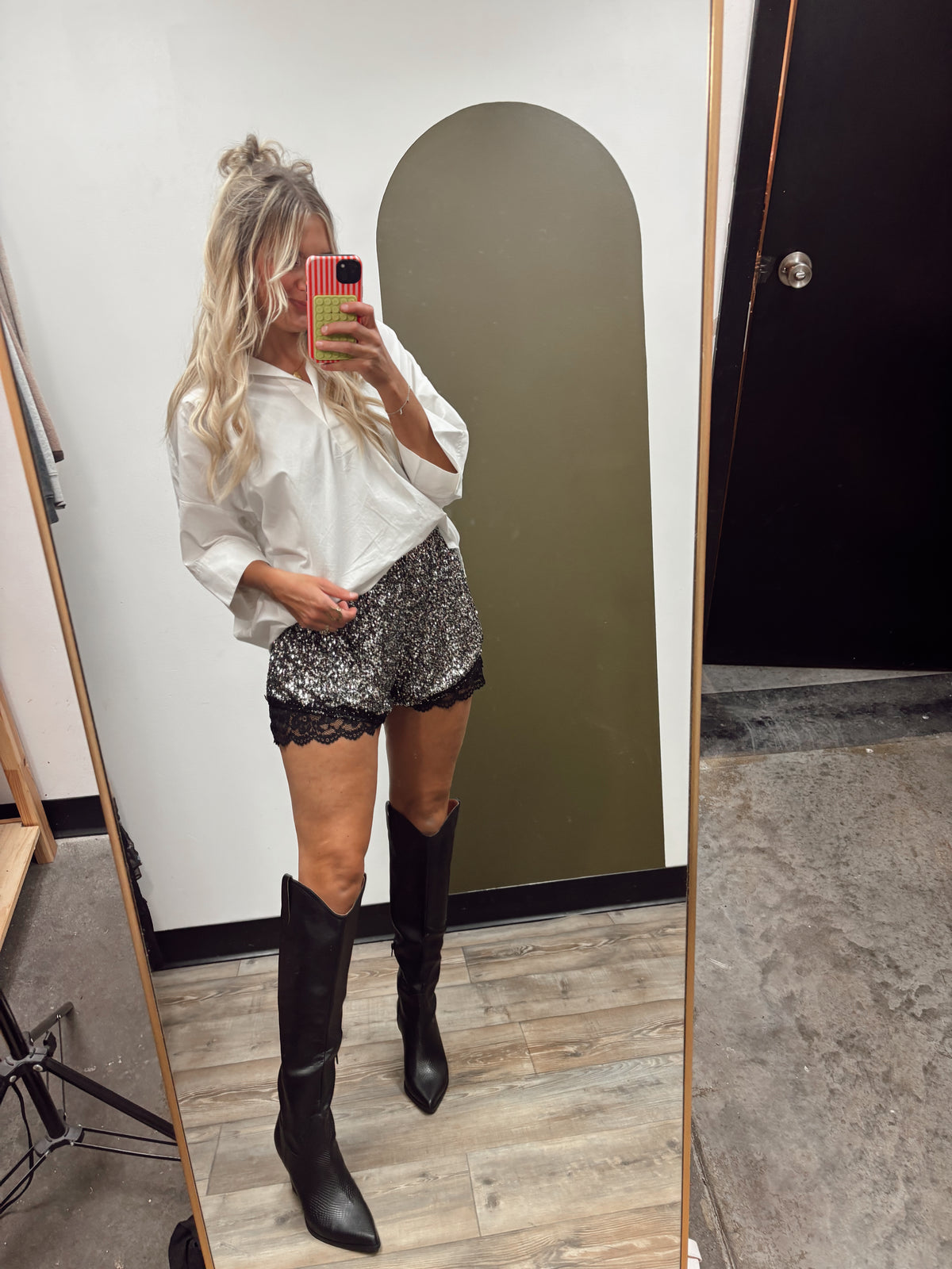 Shimmer Lace Trim Short (Gunmetal)