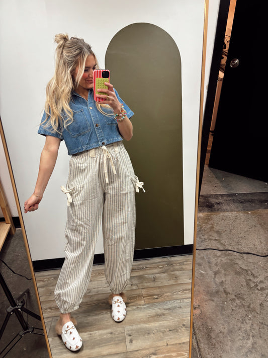 Seersucker Bow Detail Pant