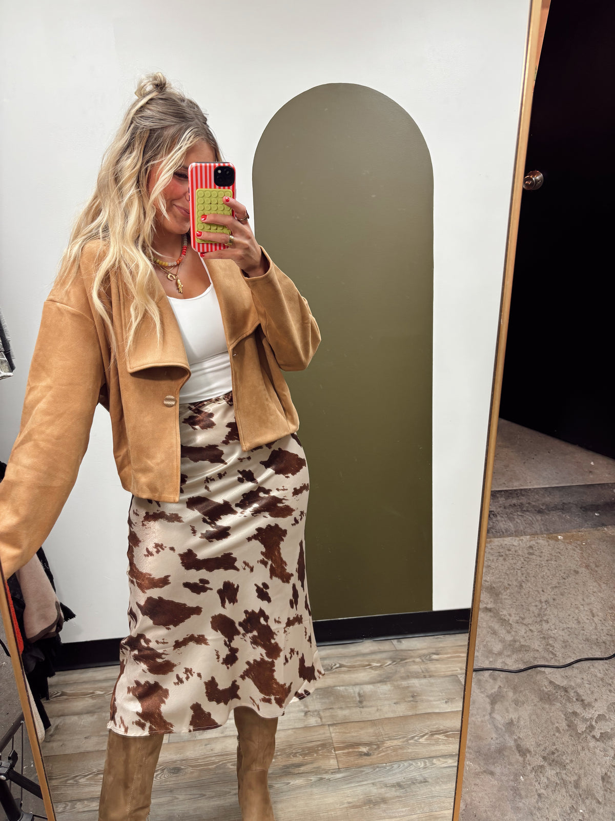 Marilyn Bubble Hem Jacket (Tan)