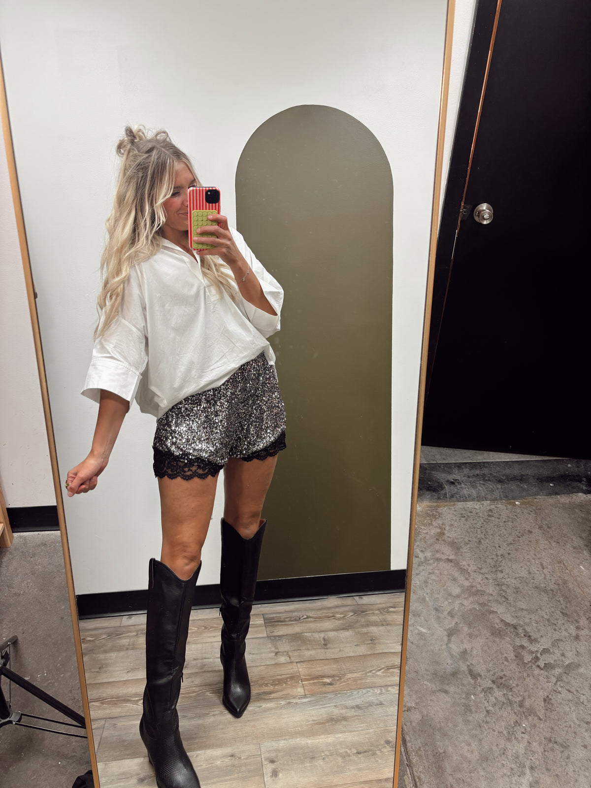 Shimmer Lace Trim Short (Gunmetal)