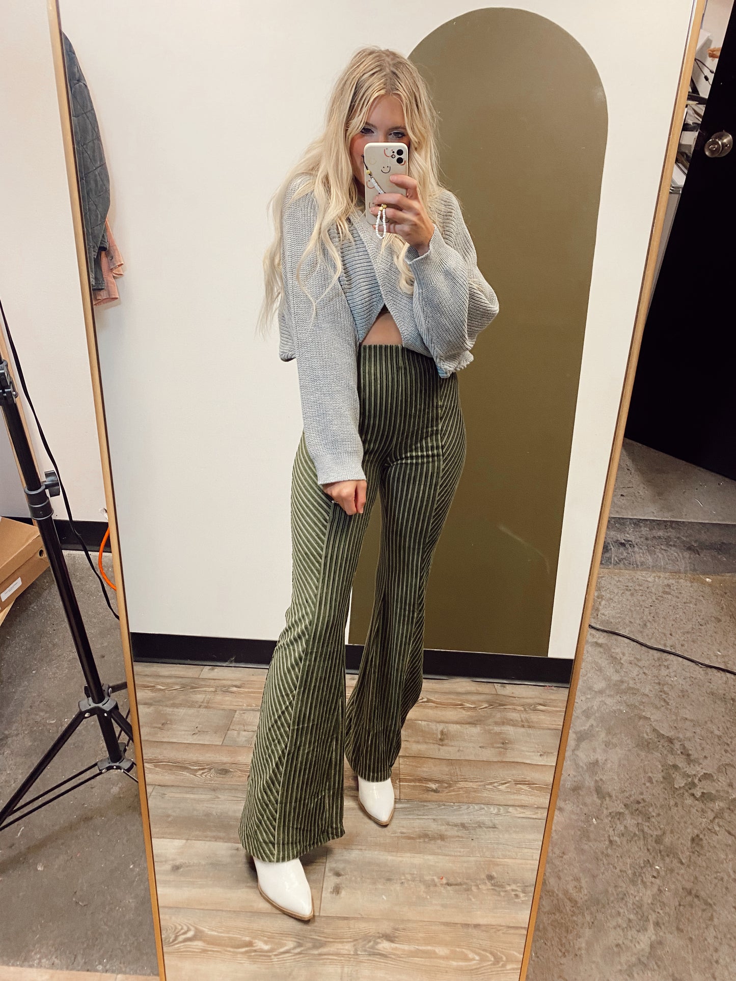 Luca Flare Pant (Green)