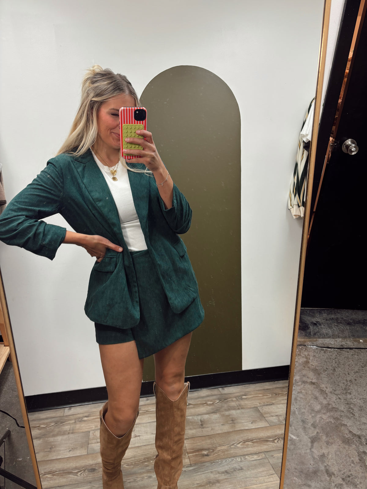 Gwen Corduroy Blazer (Hunter)