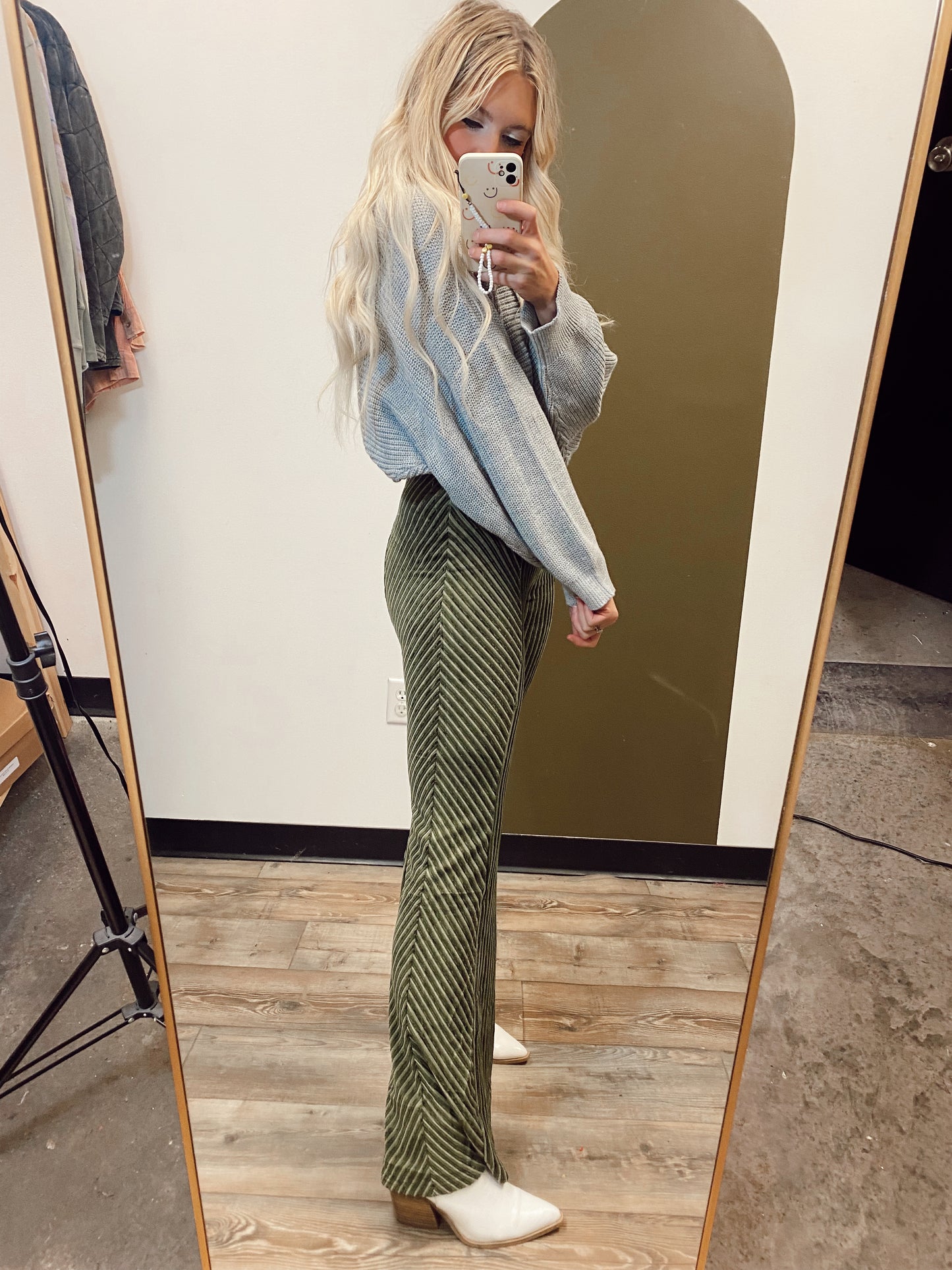 Luca Flare Pant (Green)