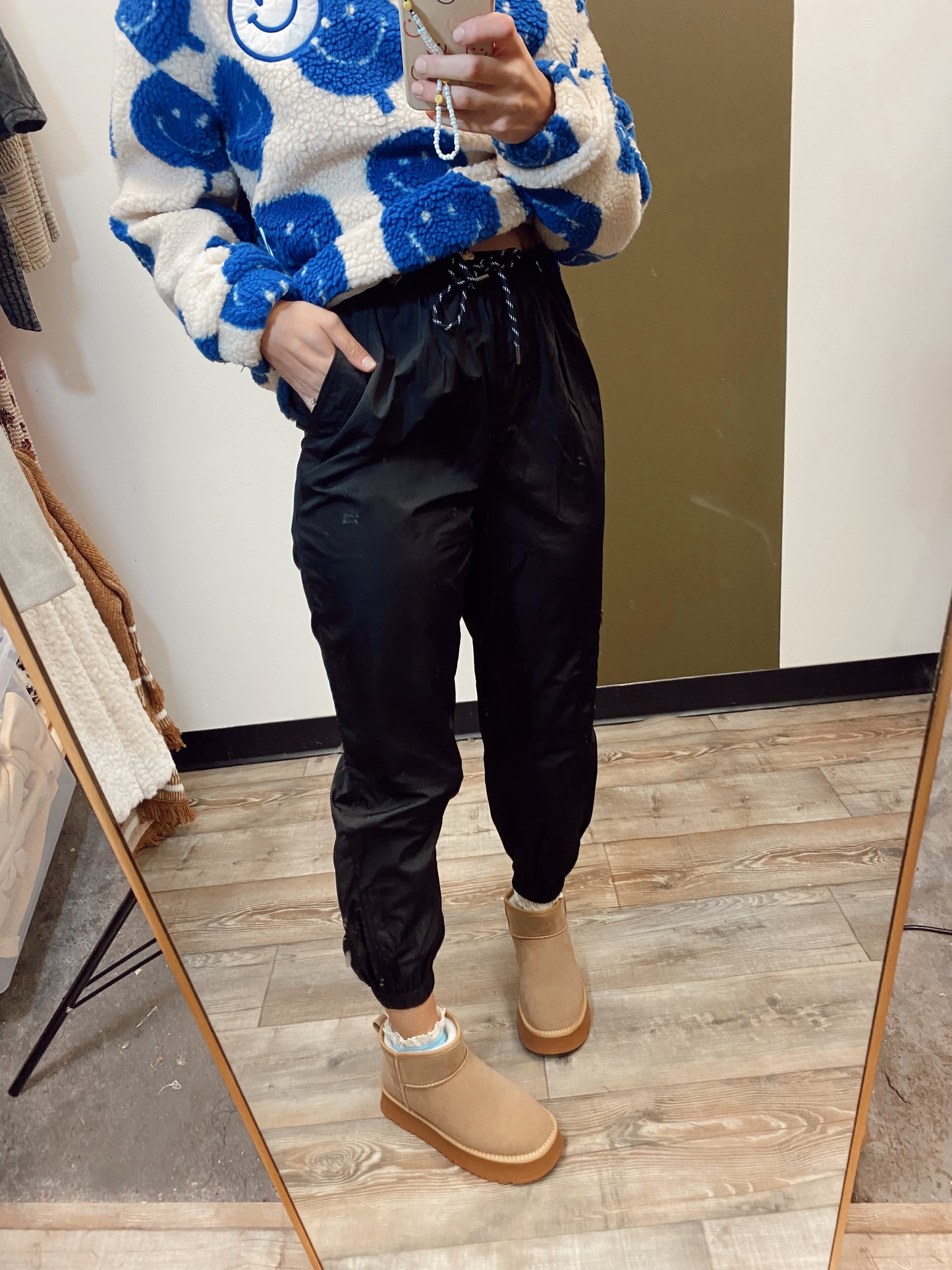 Fly Girl Cargo Jogger (Black)